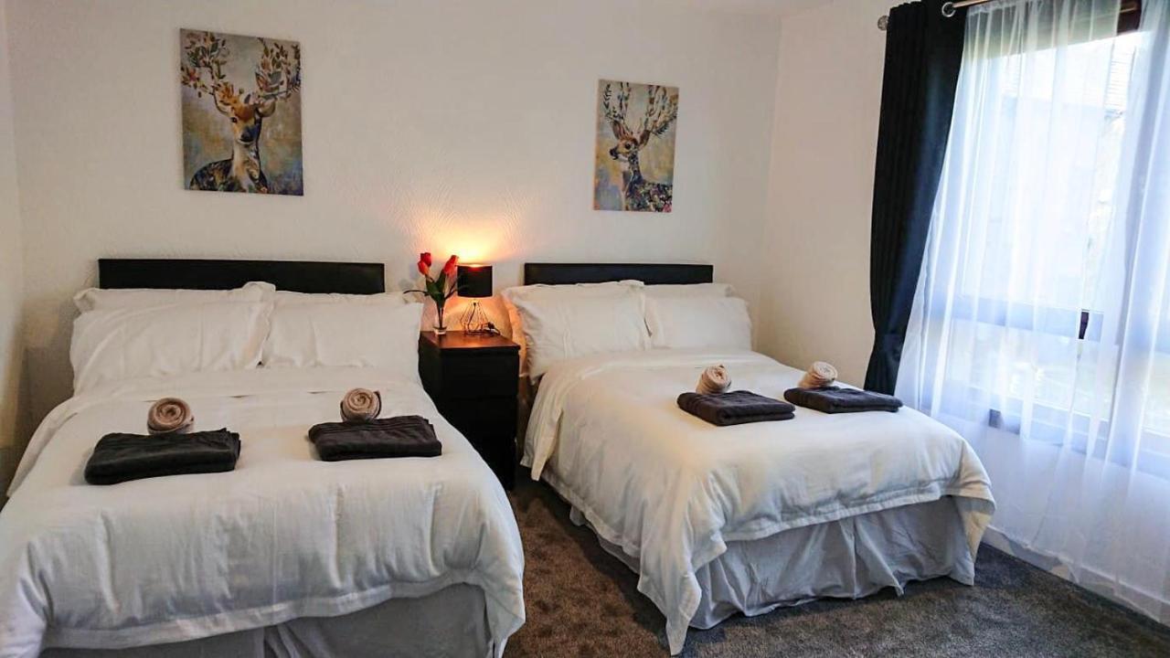 Carnock Road Apartment - Silverburn Shopping Centre Glasgow Esterno foto