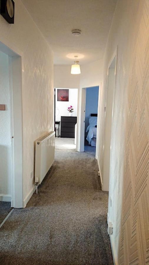 Carnock Road Apartment - Silverburn Shopping Centre Glasgow Esterno foto